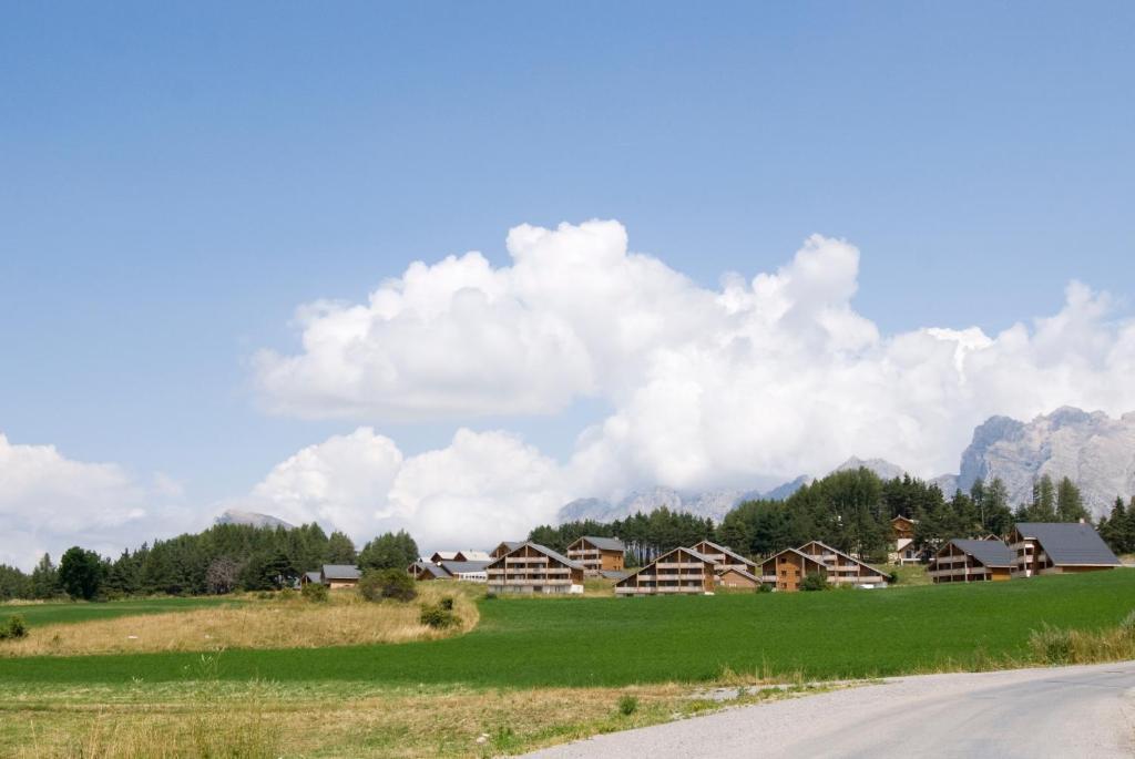 Madame Vacances Residence La Crete Du Berger Agnières-en-Dévoluy Εξωτερικό φωτογραφία